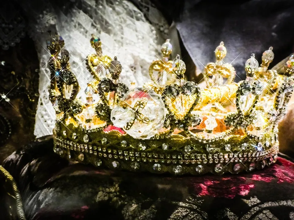 crown-2661334_960_720